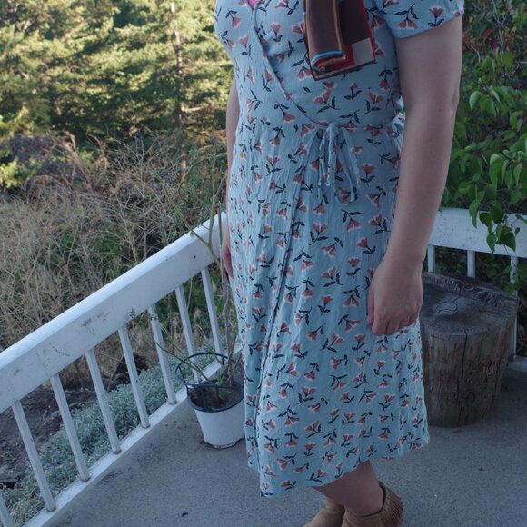 Retro 80s Floral Dress - Picture 4 of 9